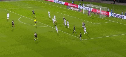 1791158834236006160.gif